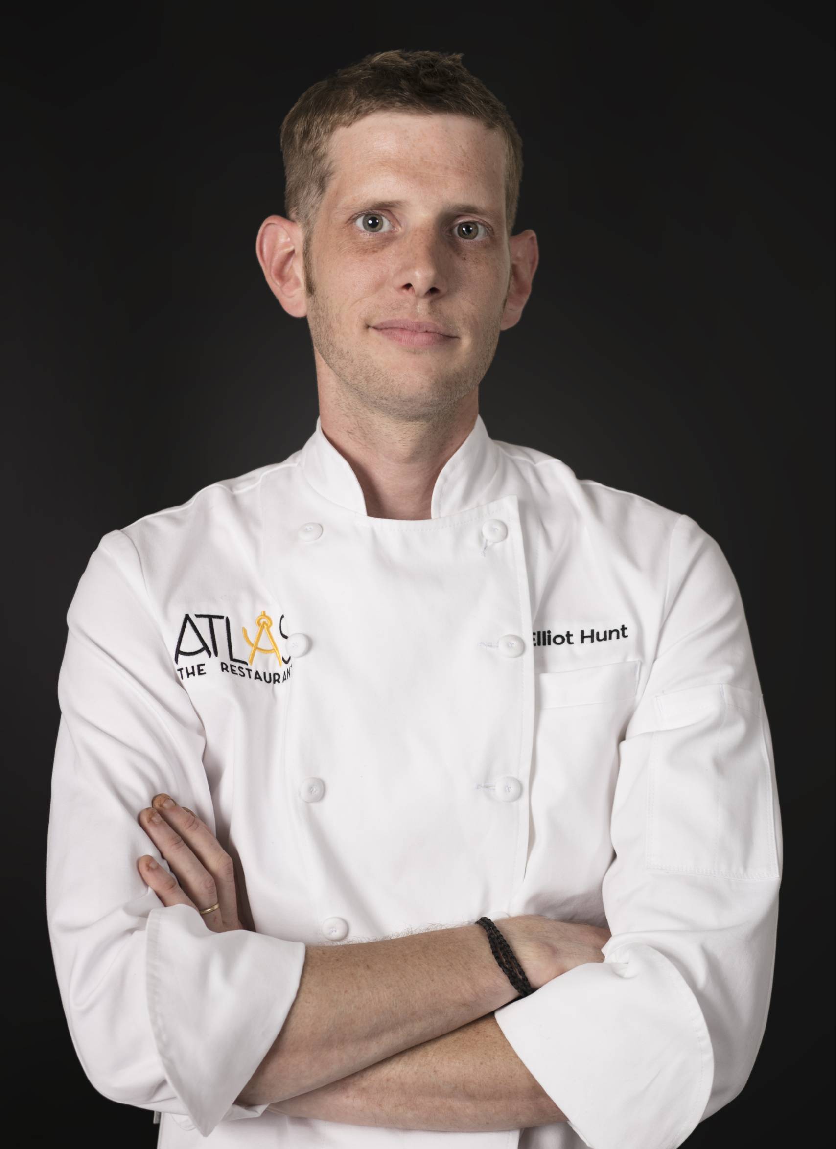 Chef Elliot Hunt headshot